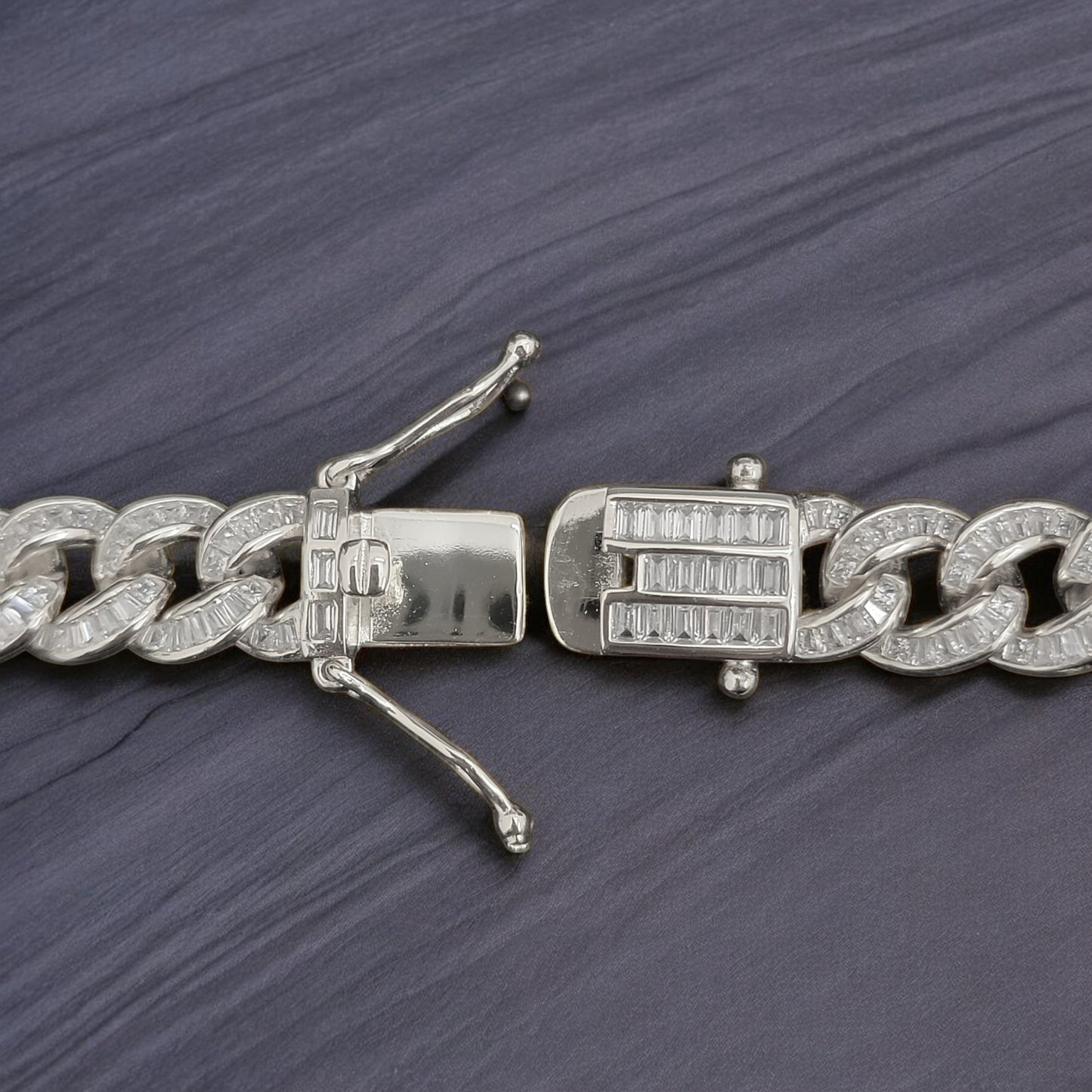 BRCB-012 10mm Chain