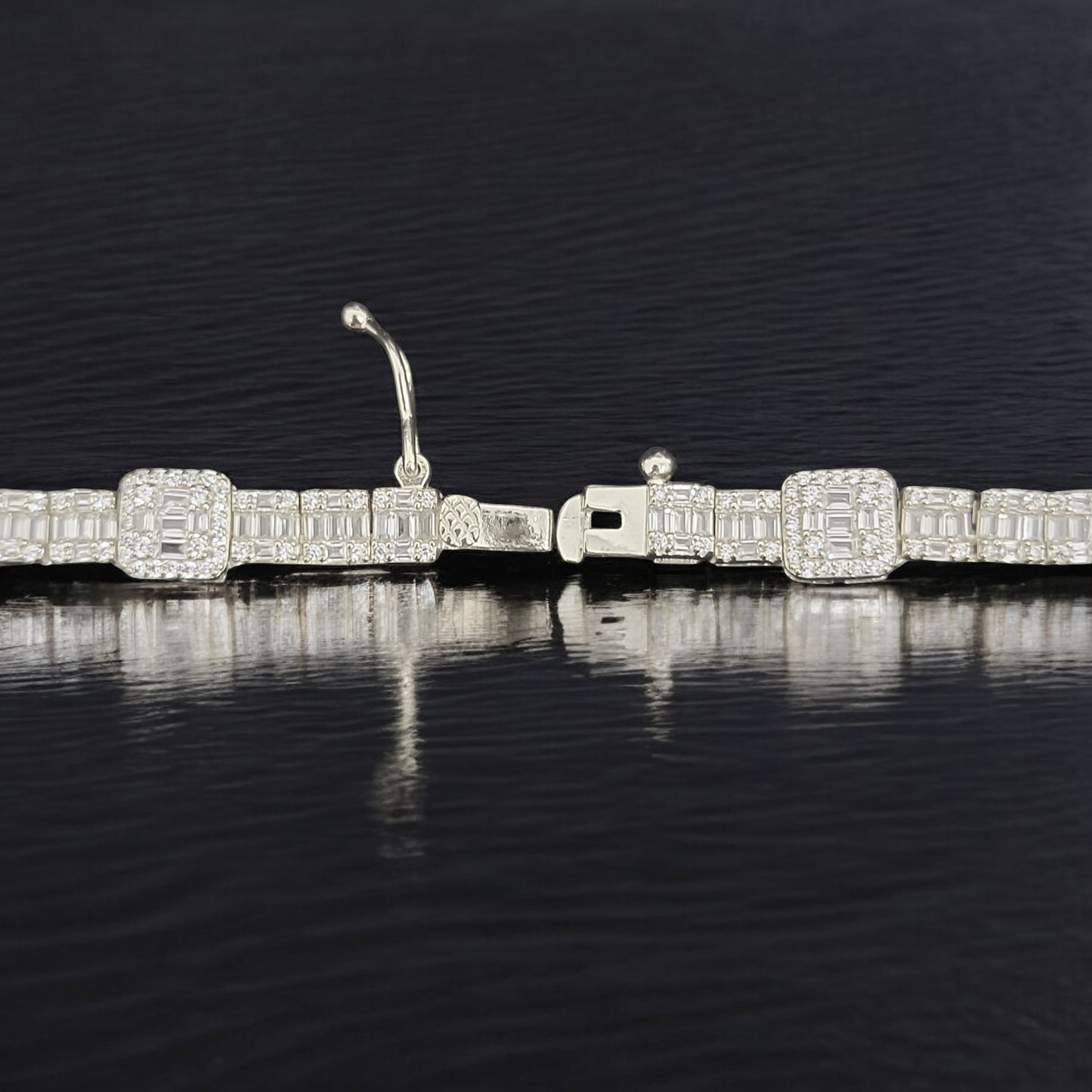 BS-018 925 Sterling Silver Bracelet